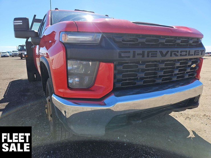 2020-chevrolet-silverado-3500hd-image-22