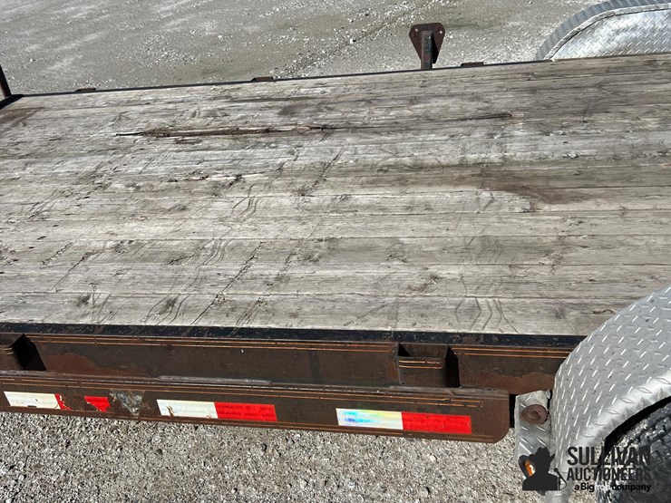 2012-pj-flatbed-image-14