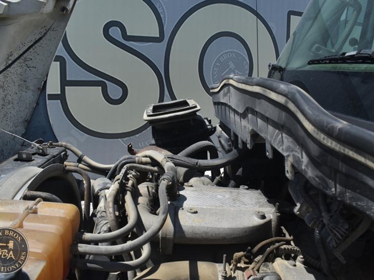 2012-international-durastar-4400-image-37