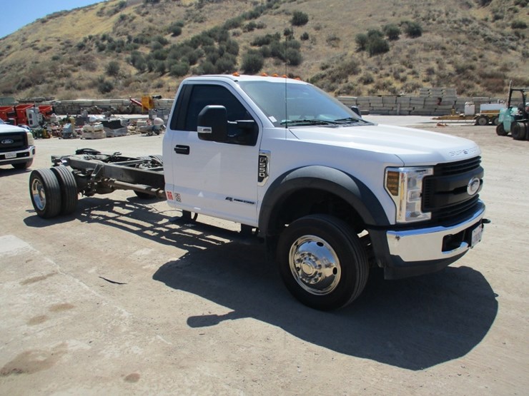 2019-ford-f550-xl-sd-image-2