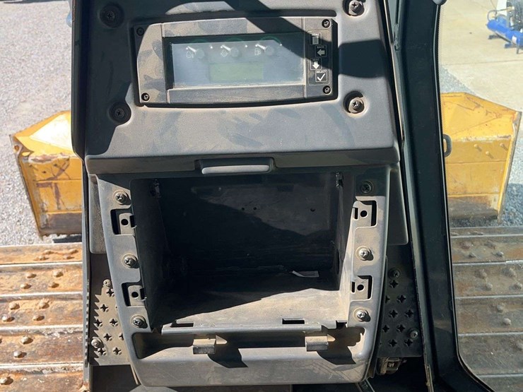 deere-650k-image-19