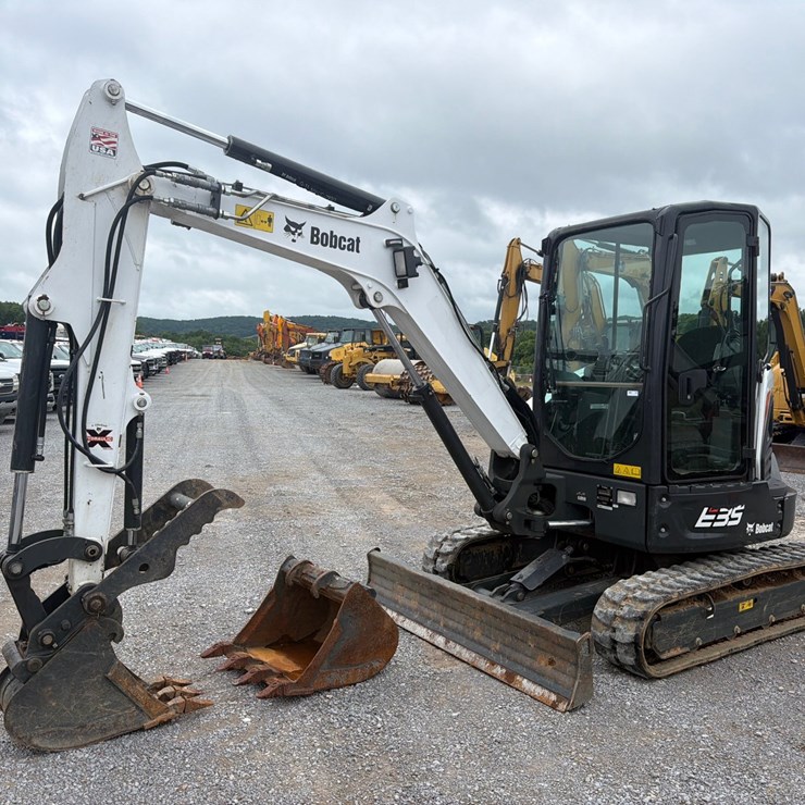 2021 BOBCAT E35i