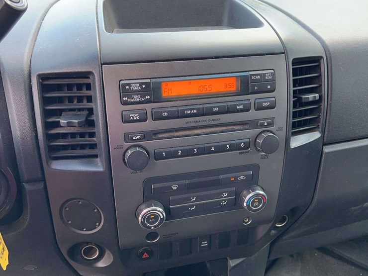 2008-nissan-titan-image-19