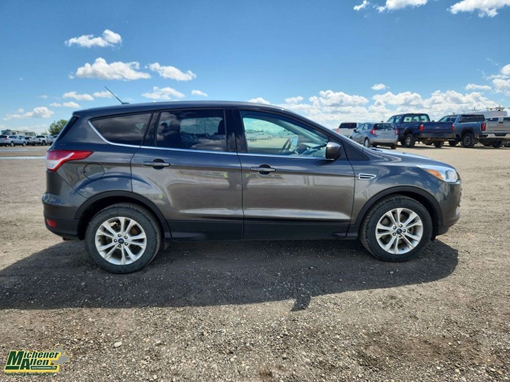 2016-ford-escape-image-12