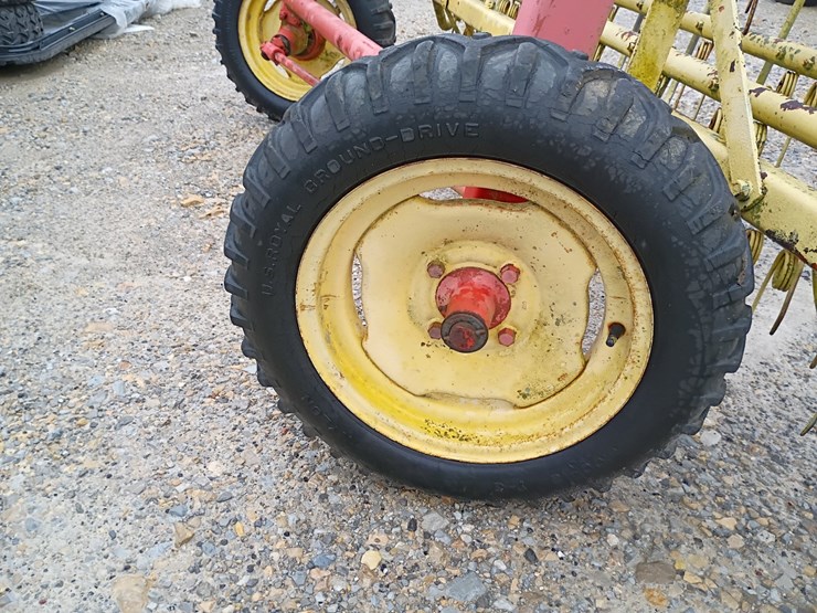 new-holland-256-image-22