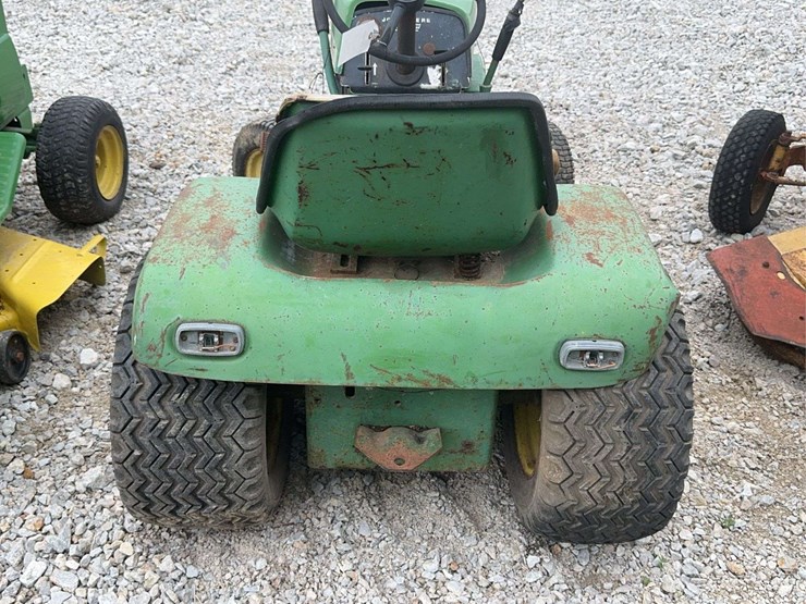 john-deere-110-image-3