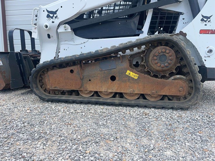 2015-bobcat-t590-image-8