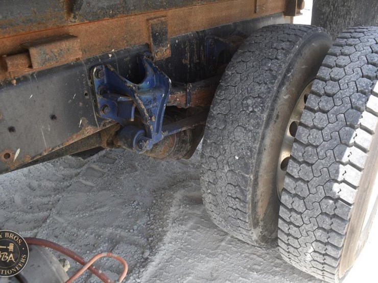 2012-international-durastar-4400-image-26