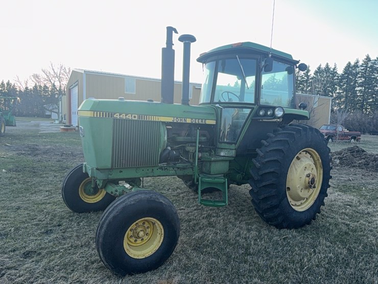 john-deere-4440-image-5
