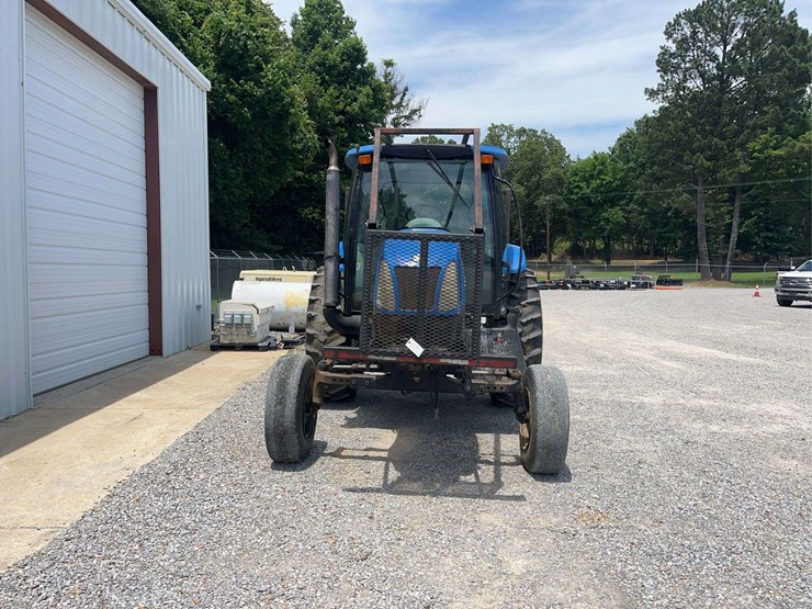 new-holland-t6020-image-3