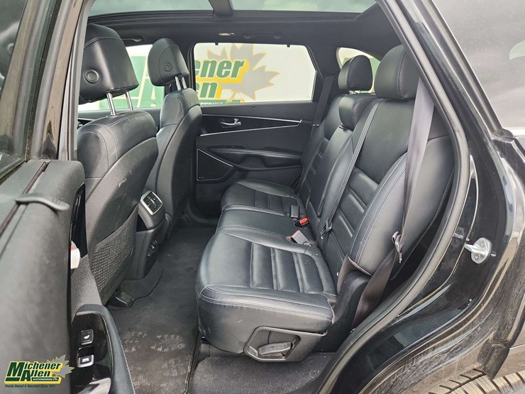 2017-kia-sorento-image-15