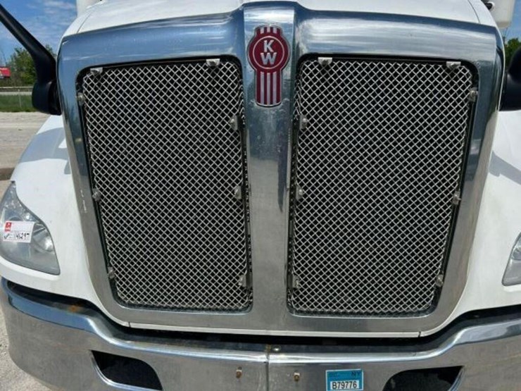 2020-kenworth-t680-image-52
