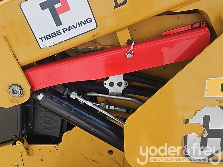 2022-caterpillar-272d3-xe-image-17