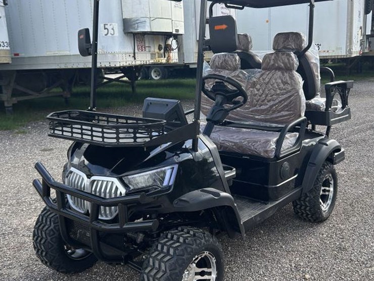 #35-•-4-seat-electric-golf-cart---sdlgc80---black-image-1