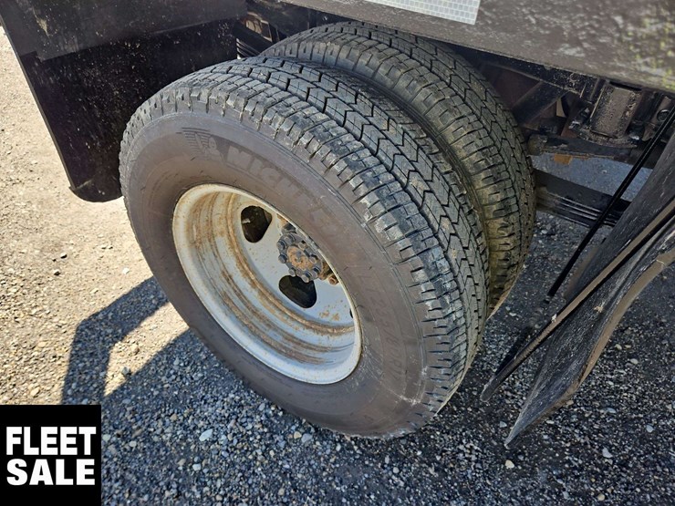2019-chevrolet-silverado-3500hd-image-11