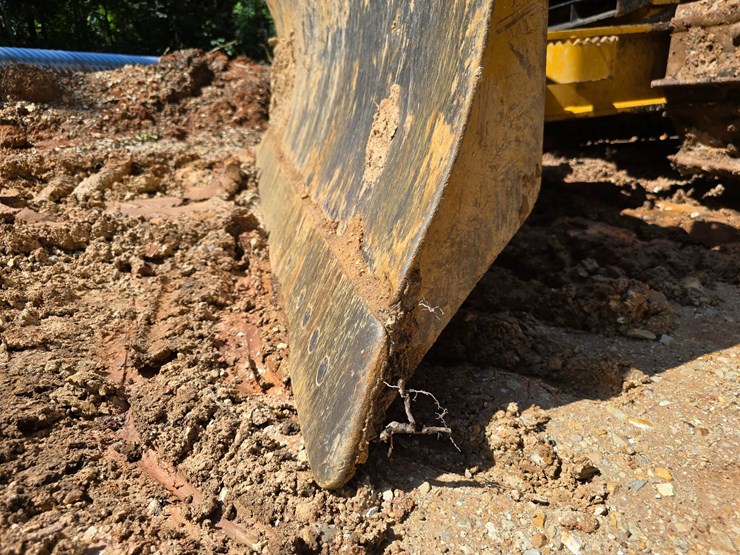 caterpillar-d4-image-21