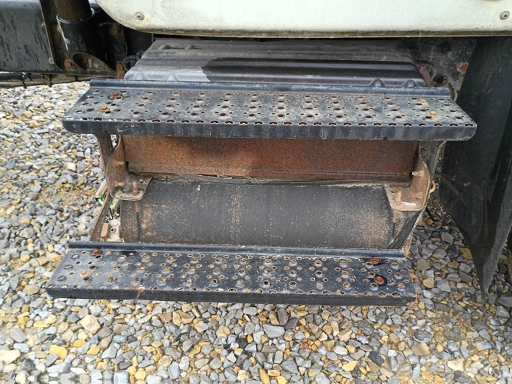 2011-international-workstar-7600-image-35