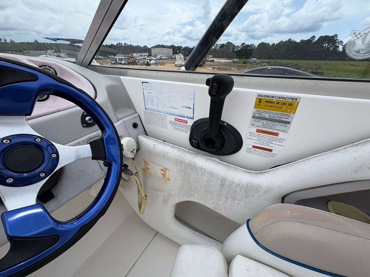 1996-wellcraft-240-eclipse-in-shore-bay-boat-image-23