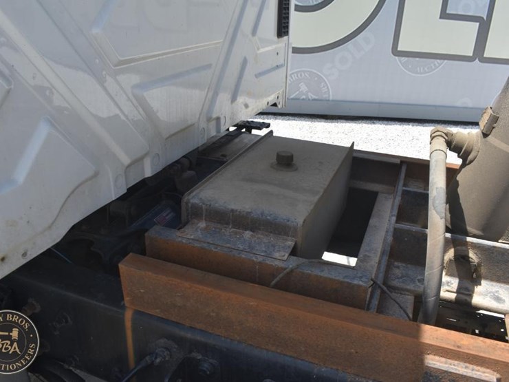 2012-international-durastar-4400-image-75