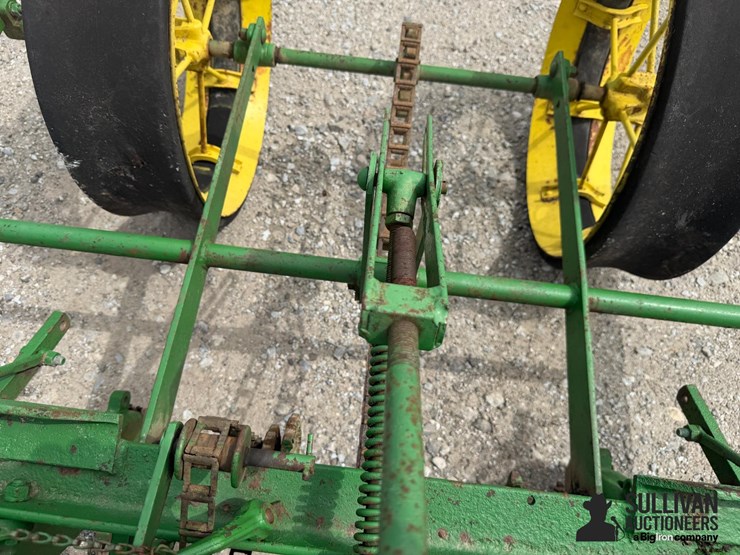 john-deere-2-image-11