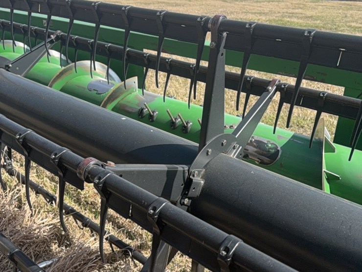 john-deere-635f-image-21