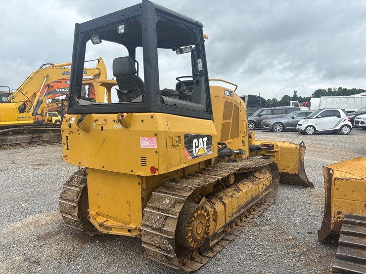 caterpillar-d3k2-xl-image-3