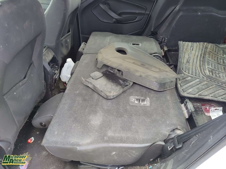 2014-ford-escape-image-12