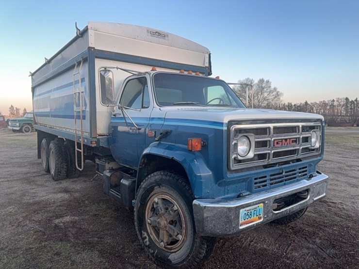1980-gmc-diesel-tag-tandem-grain-truck,-5+2,-roll-tarp,-sold-as-is-image-21