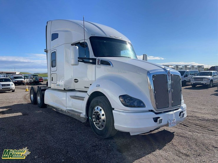 2018-kenworth-t680-image-7