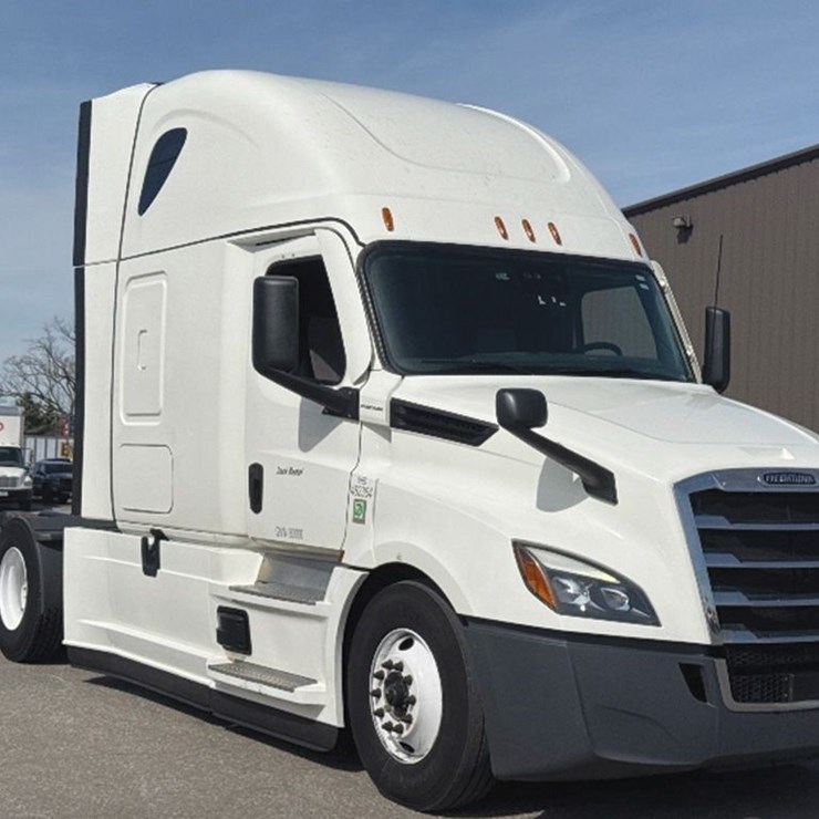 2022 FREIGHTLINER CASCADIA 126