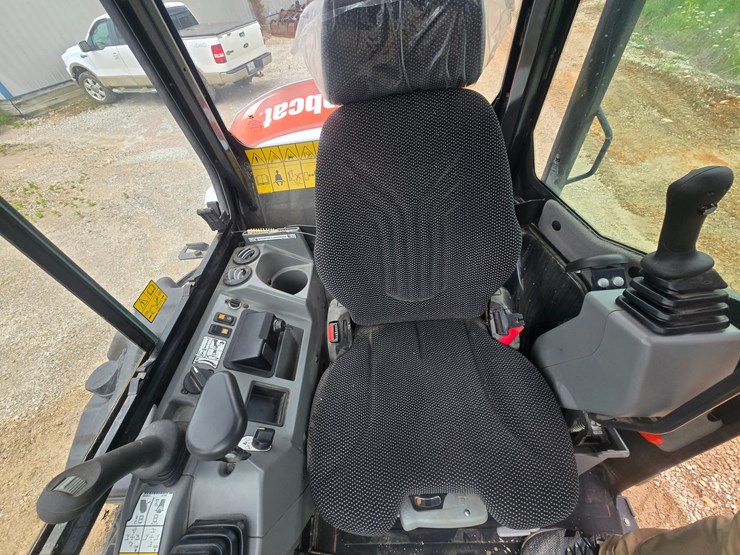 2023-bobcat-e35i-image-33