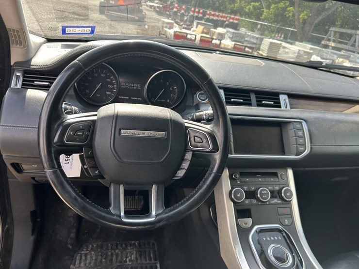 2012-land-rover-range-rover-image-15