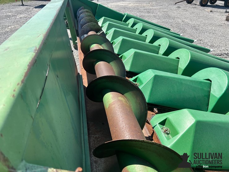 john-deere-822-image-18