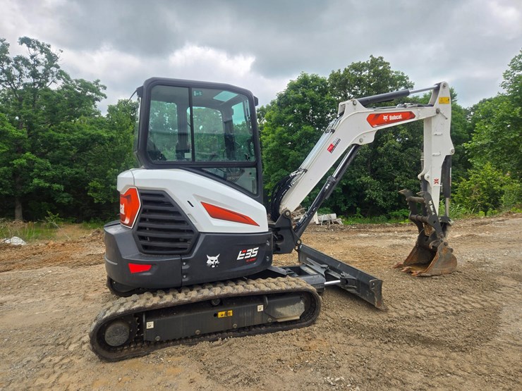 2023-bobcat-e35i-image-12