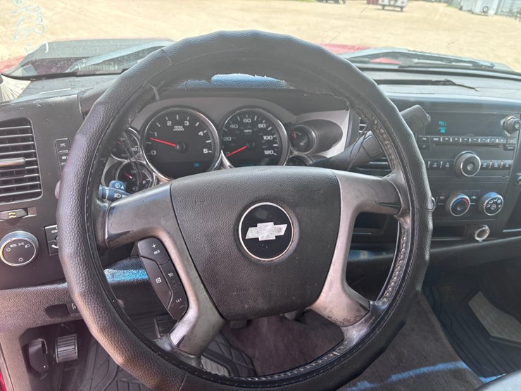 2007-chevrolet-silverado-2500-image-11