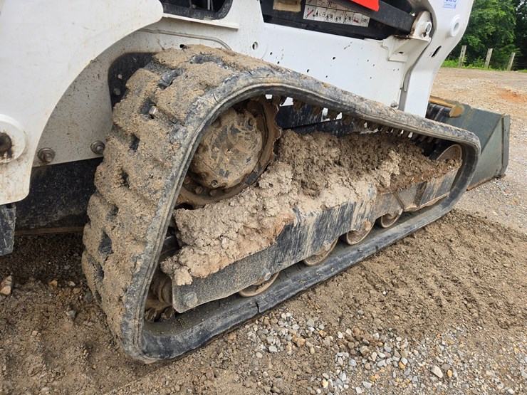2023-bobcat-t650-image-43