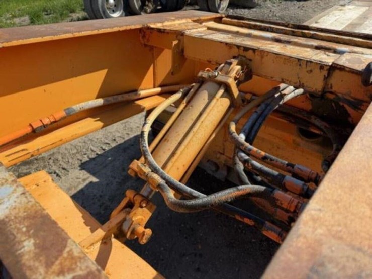 2010-eager-beaver-50gsl/3-50-ton-quad/a-lowboy-112-image-5