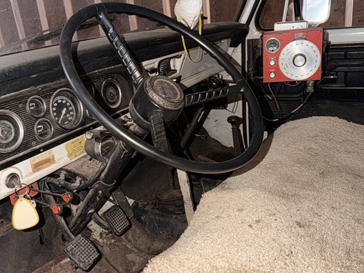 ford-f600-image-4