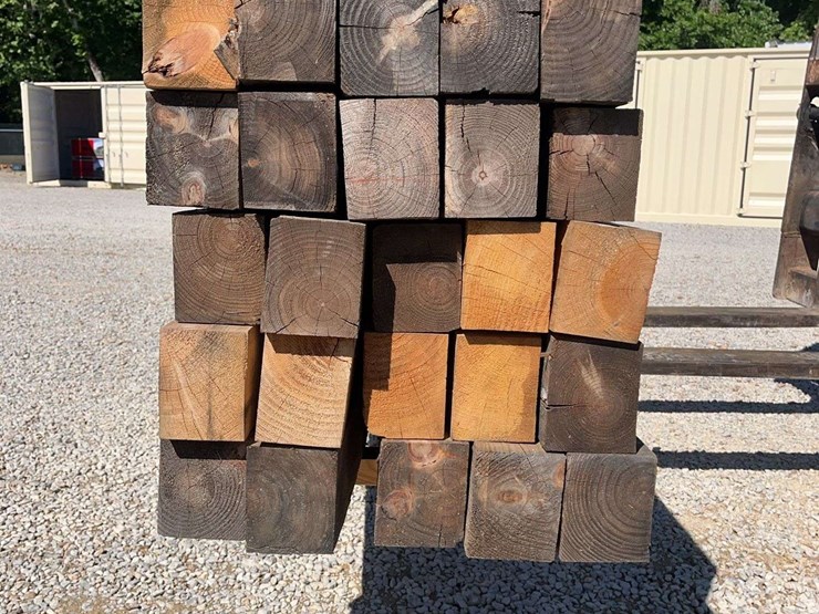 (25)-4"-x-5"-x-142"-reclaimed-fir-image-2