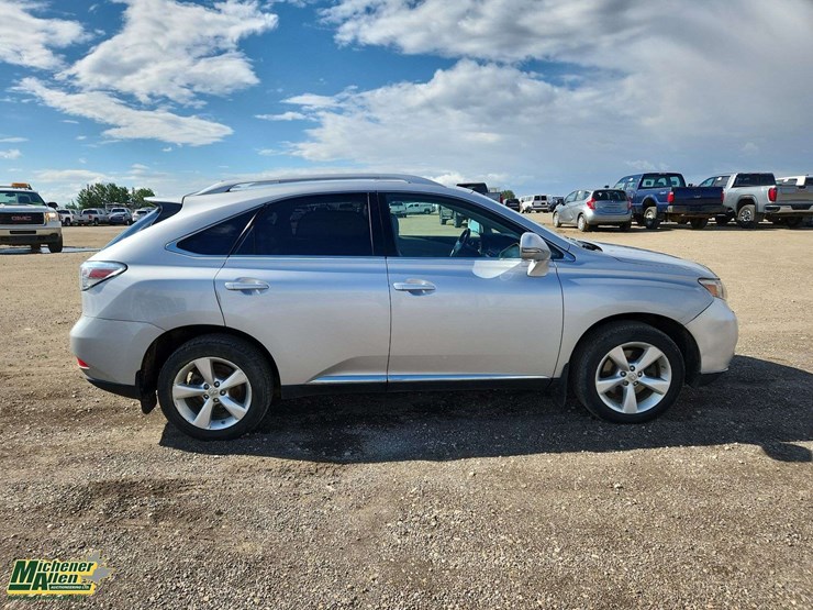 2010-lexus-rx350-image-9