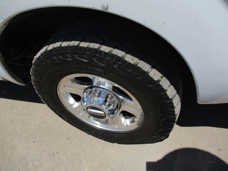 2015-ford-f250-xl-image-17