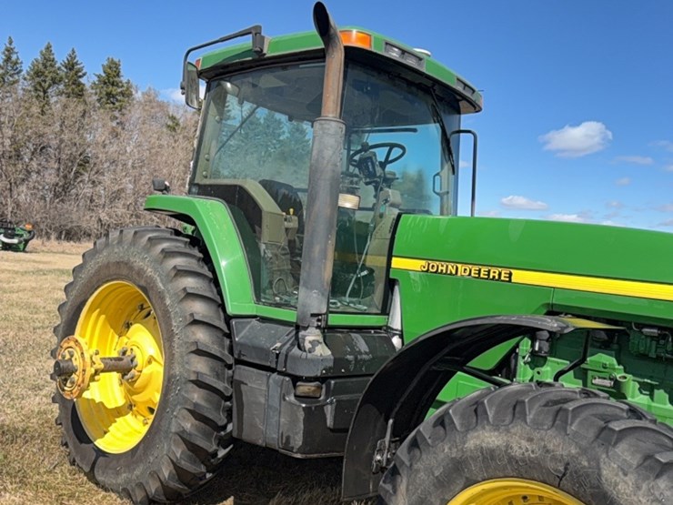 john-deere-8100-image-32