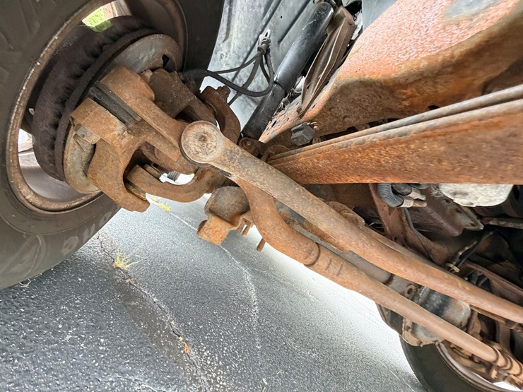 2004-ford-f350-image-19