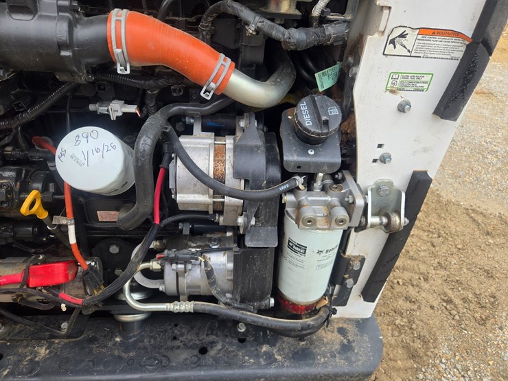 2023-bobcat-t770-image-20