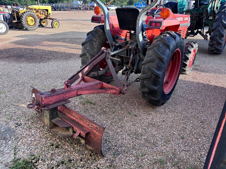 kubota-l2350-image-6