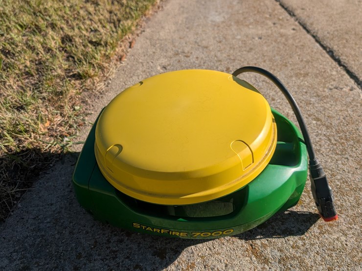 john-deere-7000-image-2