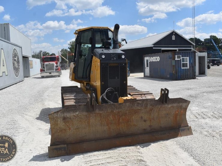 2022-deere-650k-lgp-image-14