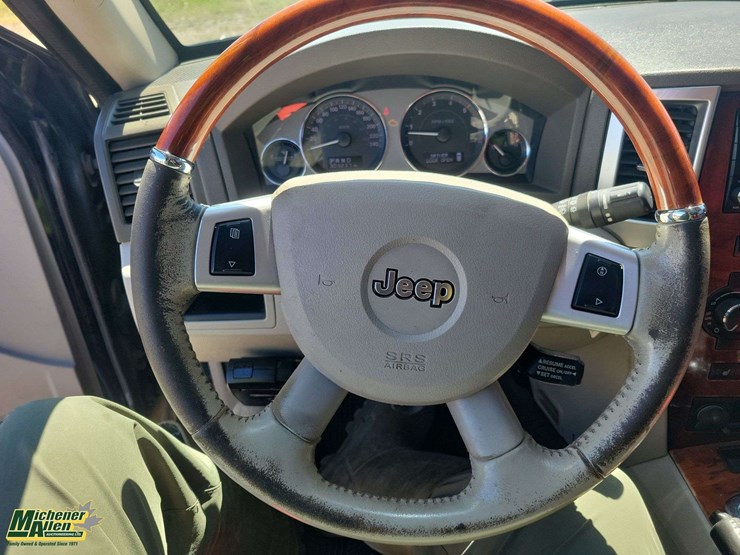 2008-jeep-grand-cherokee-image-15