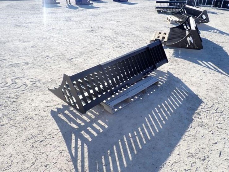 unused-greatbear-84-in.-skid-steer-rock-bucket-image-5