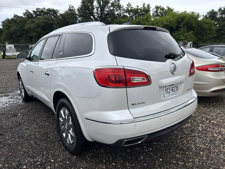 2017-buick-enclave-image-8